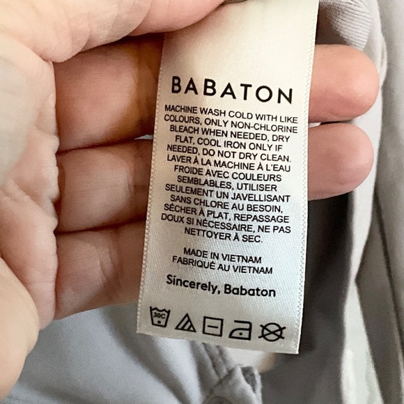 Aritzia Babaton Bodysuit Contour Shoulder Pad Longsleeve Light Gray Crew neck M - Picture 10 of 15